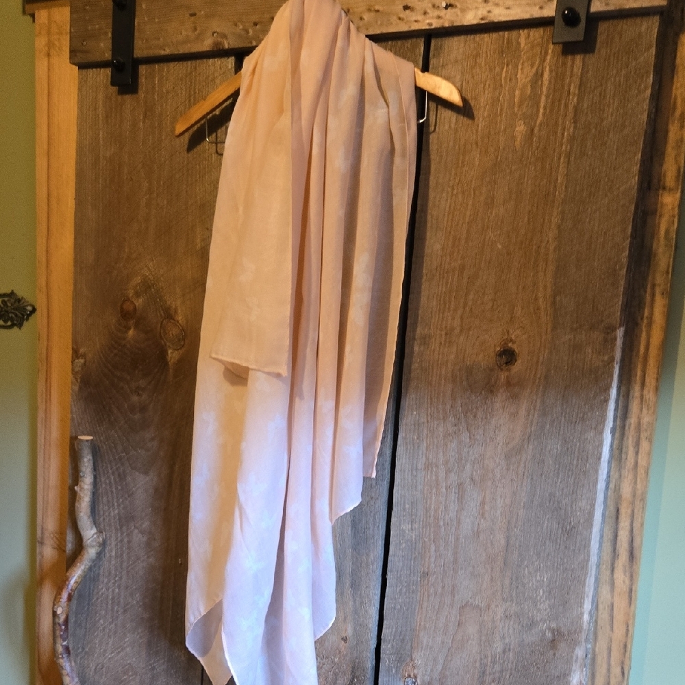 Elegant Cream Scarf